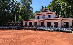 Wlodary Tennis Junior