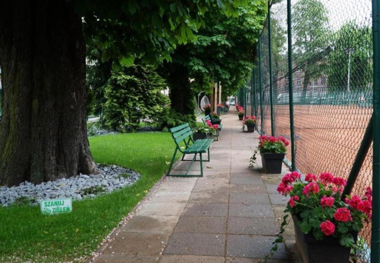 Wlodary Tennis Junior Ченстохова Екстер'єр фото